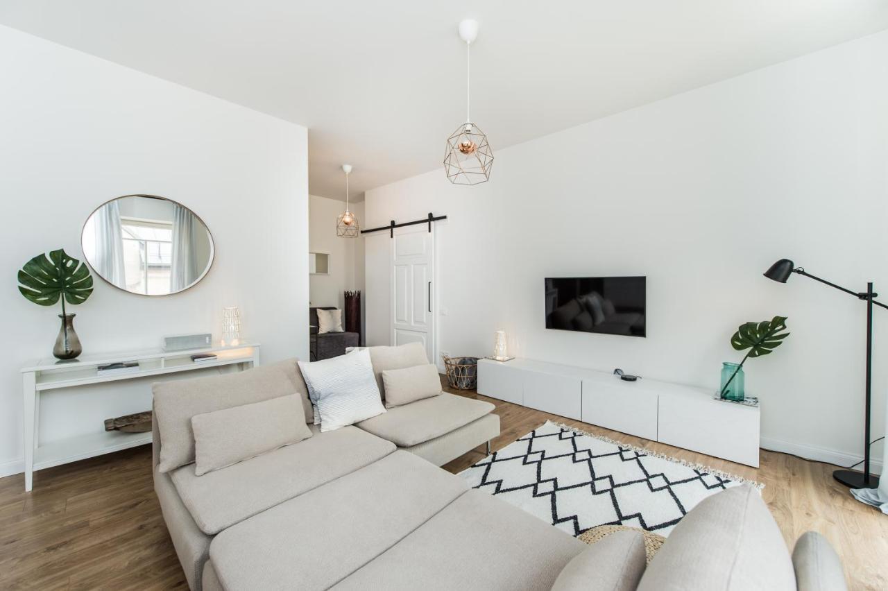 Stylish Apartment In The Heart Of Kaunas Old Town 外观 照片